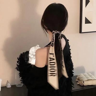 春色无边满人间